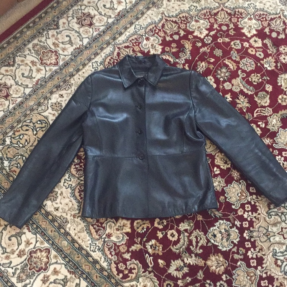 Real leather jacket! Very sophisticated style!